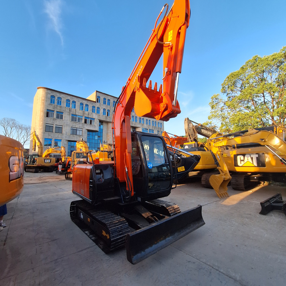 Hitachi ZX60 Excavator - Paletli ekskavatör: fotoğraf 3 Hitachi ZX60 Excavator - Paletli ekskavatör: fotoğraf 3