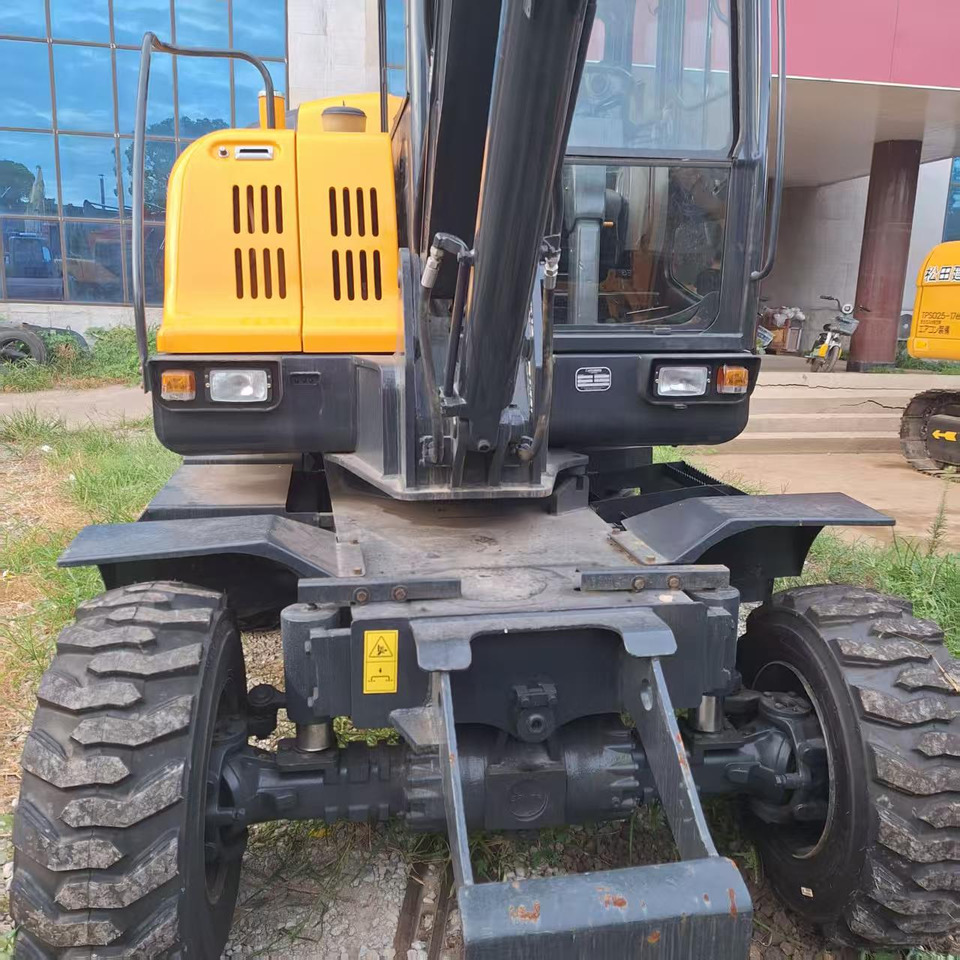 Hyundai HW60 excavator - Tekerlekli ekskavatör: fotoğraf 4 Hyundai HW60 excavator - Tekerlekli ekskavatör: fotoğraf 4