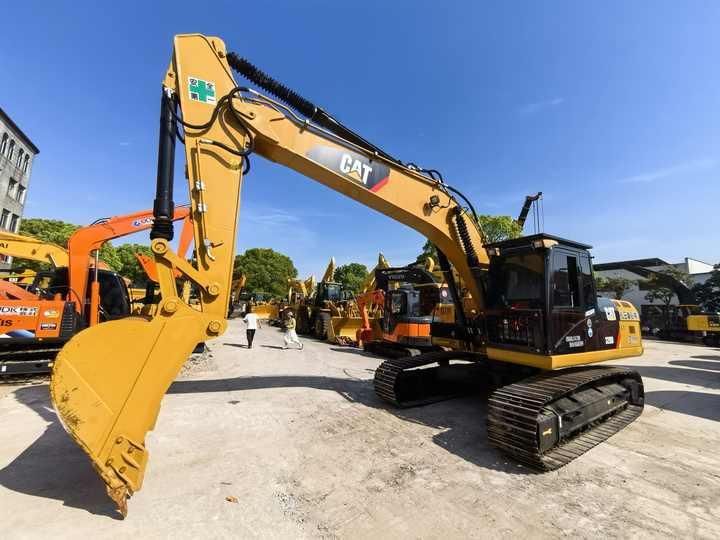 Second Hand Caterpillar 320D 330BL 330C Hydraulic Crawler 20 Ton CAT 320D used excavators For Sale - Ekskavatör: fotoğraf 5 Second Hand Caterpillar 320D 330BL 330C Hydraulic Crawler 20 Ton CAT 320D used excavators For Sale - Ekskavatör: fotoğraf 5