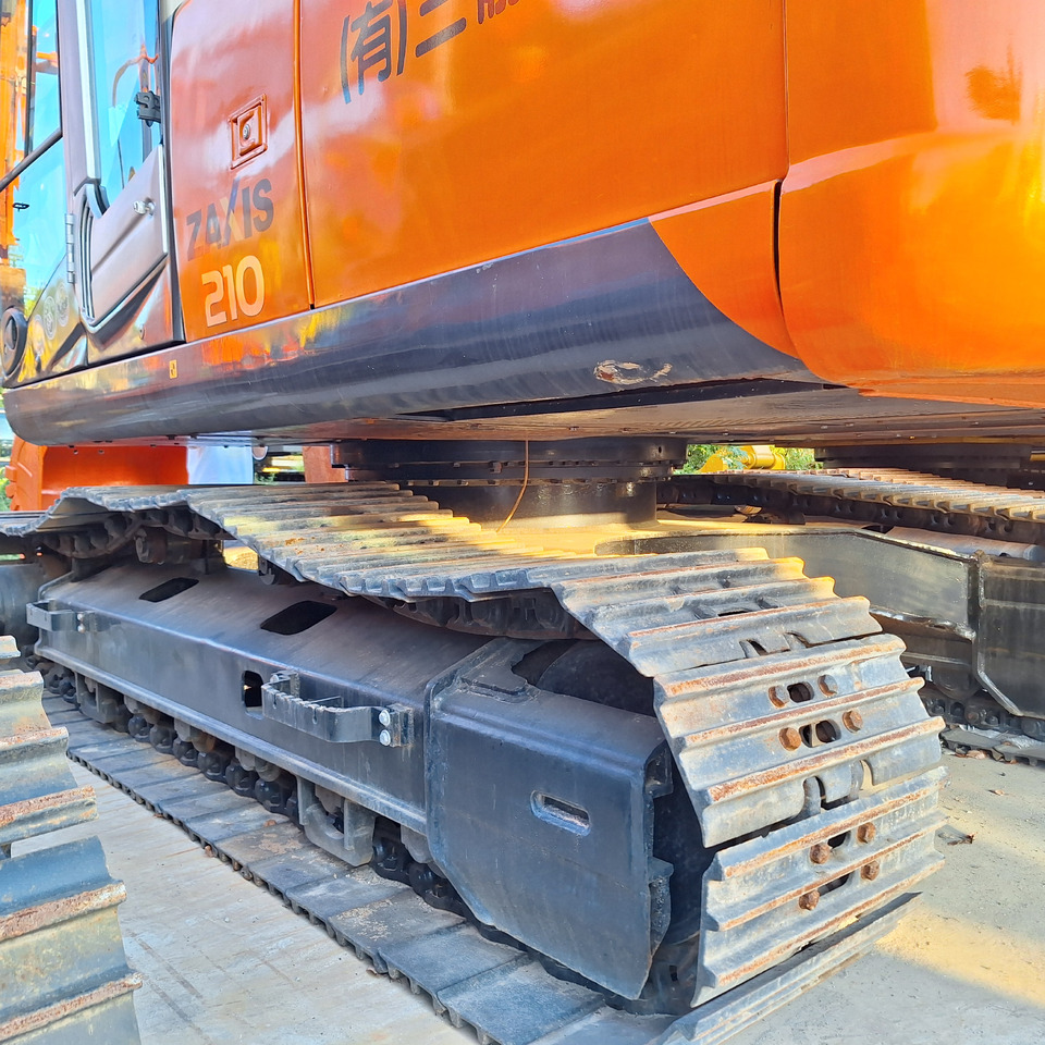 Second hand Hitachi ZX210 excavator - Ekskavatör: fotoğraf 3 Second hand Hitachi ZX210 excavator - Ekskavatör: fotoğraf 3