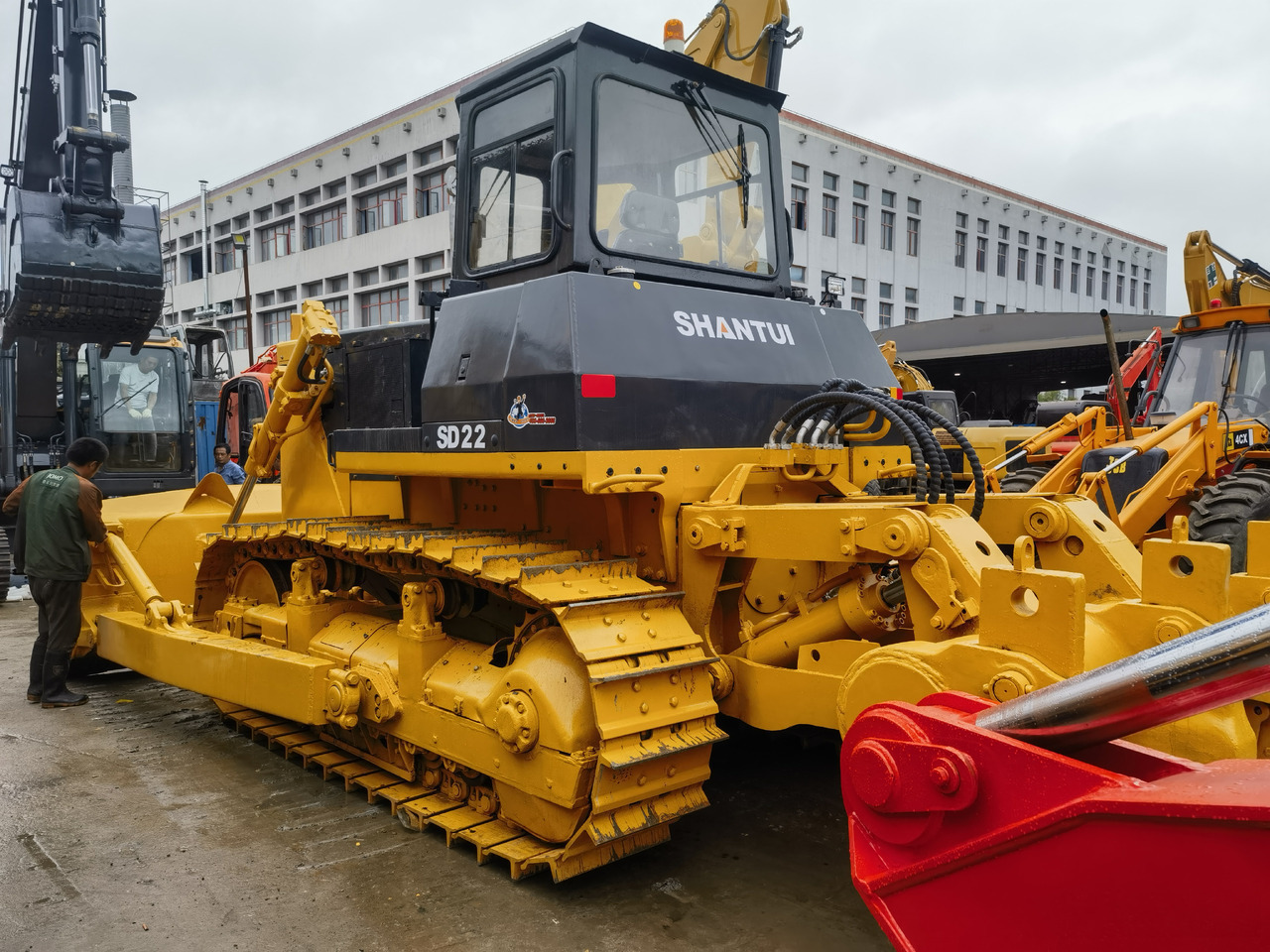 Shantui SD22 bulldozer - Buldozer: fotoğraf 1 Shantui SD22 bulldozer - Buldozer: fotoğraf 1