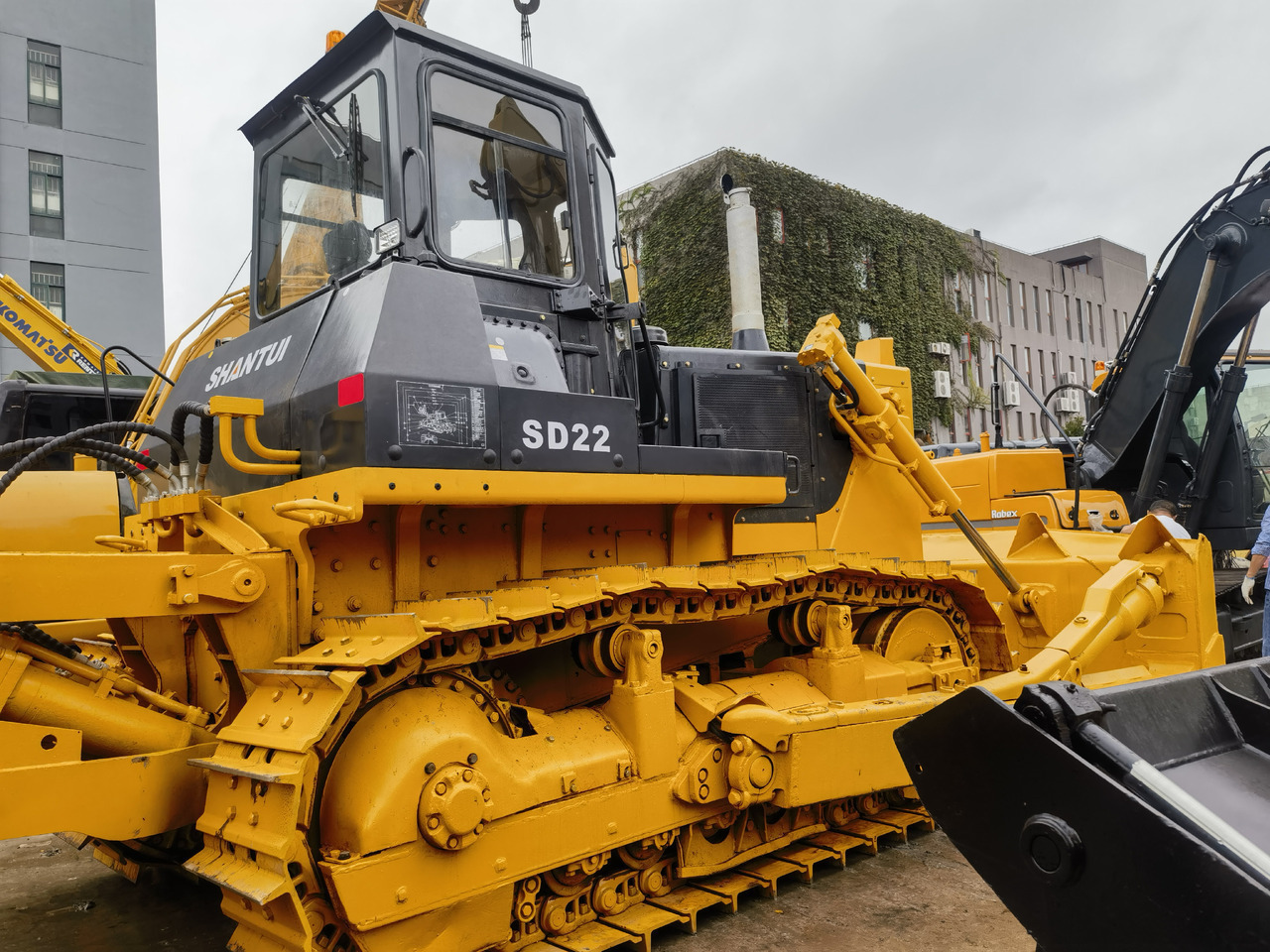 Shantui SD22 bulldozer - Buldozer: fotoğraf 1 Shantui SD22 bulldozer - Buldozer: fotoğraf 1