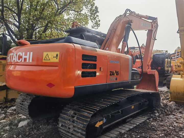 Used Hitachi ZX200-3 Excavator 20 Ton Digger Cheap Price and high quality Crawler Excavator for sale in shanghai - Ekskavatör: fotoğraf 4 Used Hitachi ZX200-3 Excavator 20 Ton Digger Cheap Price and high quality Crawler Excavator for sale in shanghai - Ekskavatör: fotoğraf 4