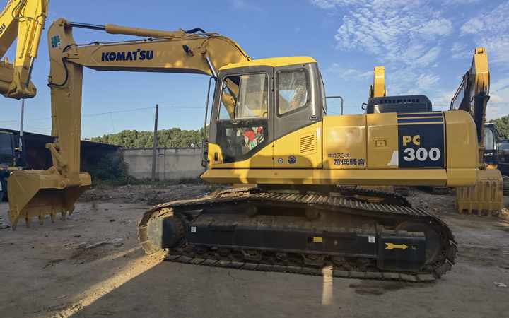 Used Original Japan Second Hand Komatsu PC300-7 Digger 30 ton Excavator Machine for sale - Paletli ekskavatör: fotoğraf 4 Used Original Japan Second Hand Komatsu PC300-7 Digger 30 ton Excavator Machine for sale - Paletli ekskavatör: fotoğraf 4