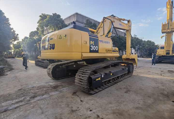 Used Original Japan Second Hand Komatsu PC300-7 Digger 30 ton Excavator Machine for sale - Paletli ekskavatör: fotoğraf 5 Used Original Japan Second Hand Komatsu PC300-7 Digger 30 ton Excavator Machine for sale - Paletli ekskavatör: fotoğraf 5