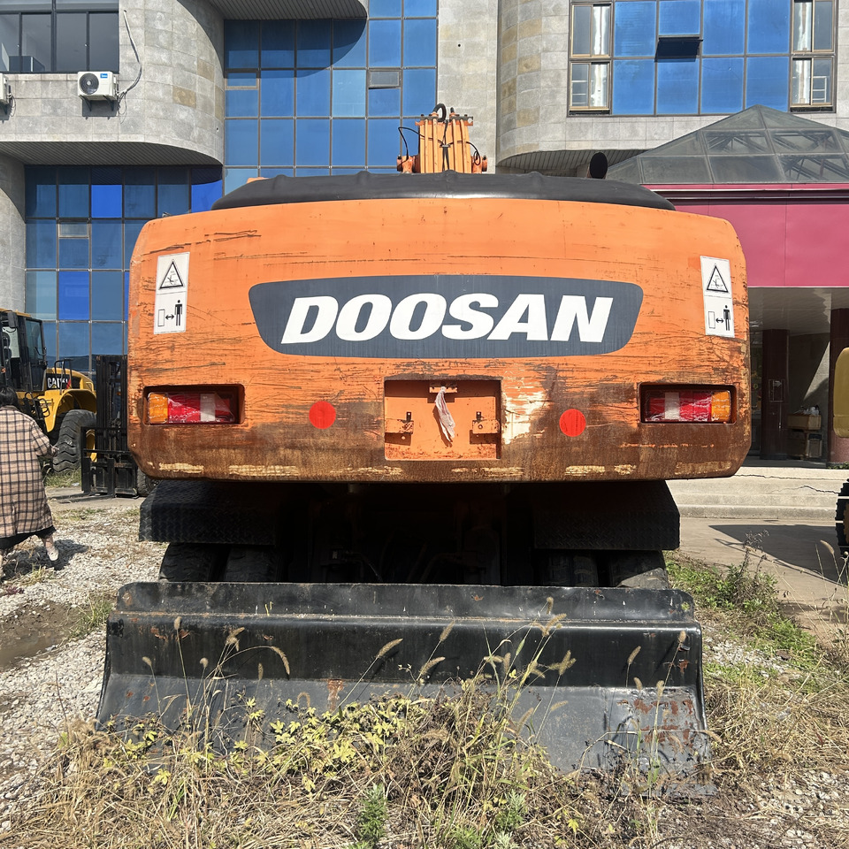 Doosan Doosan dh210w-7 wheel excavator - Tekerlekli ekskavatör: fotoğraf 2 Doosan Doosan dh210w-7 wheel excavator - Tekerlekli ekskavatör: fotoğraf 2