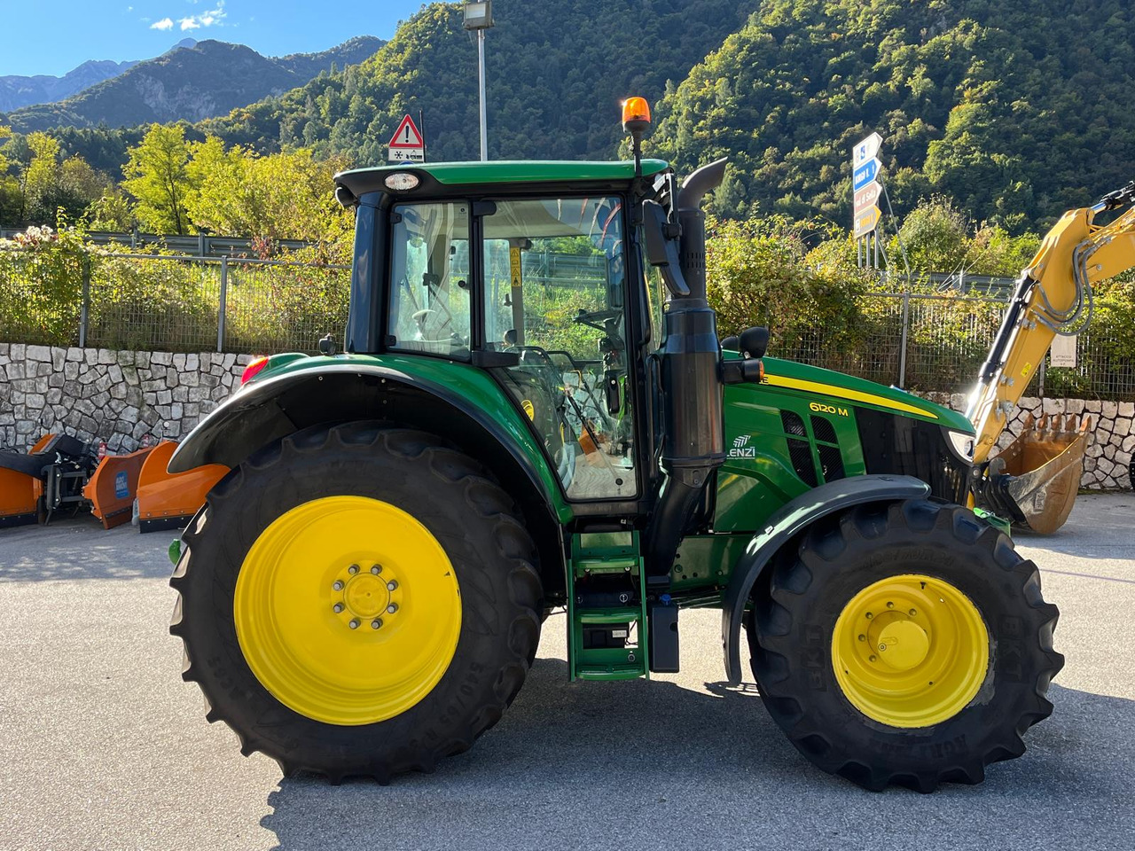 JOHN DEERE 6120 M - Traktör: fotoğraf 5 JOHN DEERE 6120 M - Traktör: fotoğraf 5