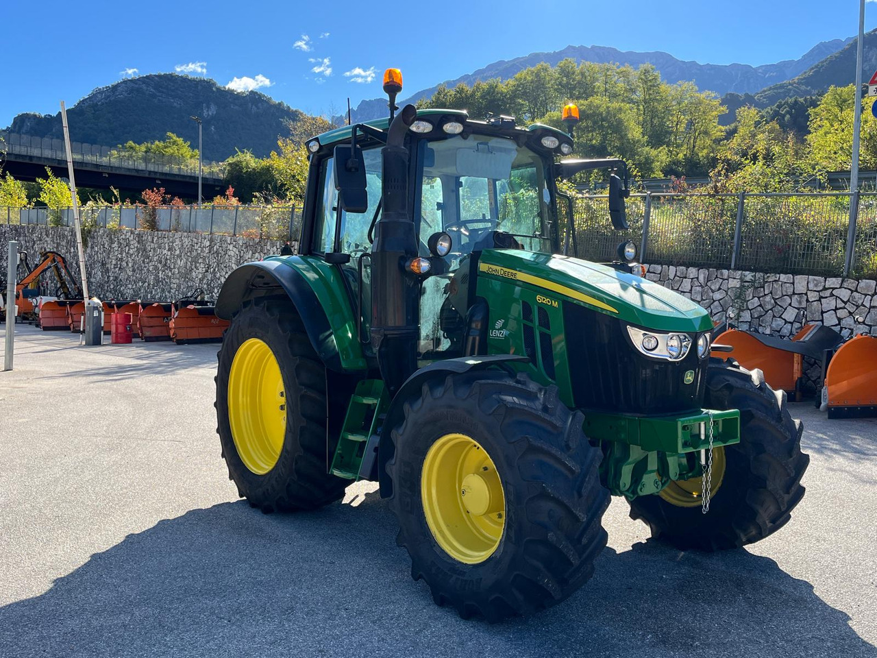 JOHN DEERE 6120 M - Traktör: fotoğraf 4 JOHN DEERE 6120 M - Traktör: fotoğraf 4