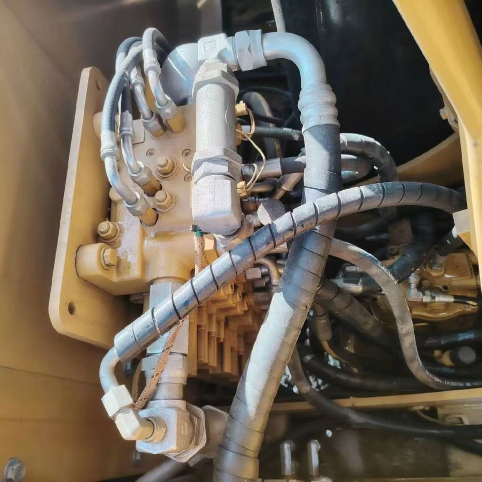 CAT 308 C - Paletli ekskavatör: fotoğraf 3 CAT 308 C - Paletli ekskavatör: fotoğraf 3