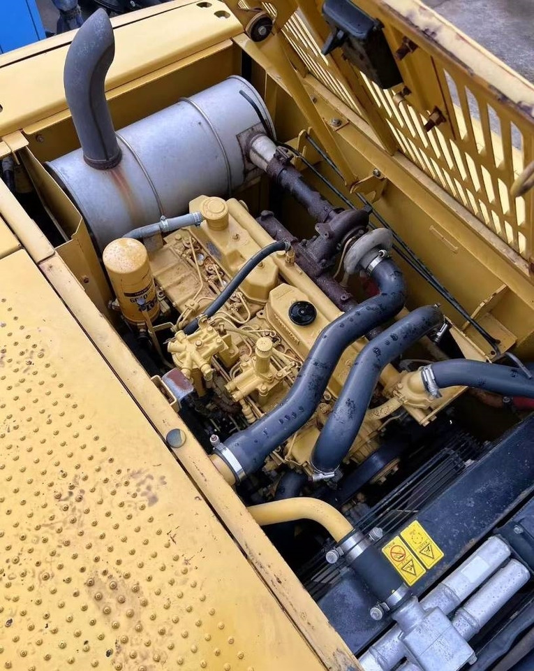 CAT 320 C - Paletli ekskavatör: fotoğraf 4 CAT 320 C - Paletli ekskavatör: fotoğraf 4