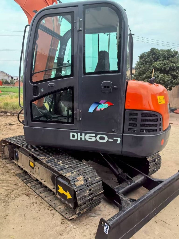 Doosan DH 60 - Mini ekskavatör: fotoğraf 4 Doosan DH 60 - Mini ekskavatör: fotoğraf 4