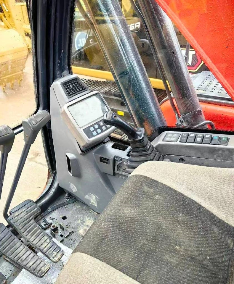 Doosan DX 140 - Paletli ekskavatör: fotoğraf 4 Doosan DX 140 - Paletli ekskavatör: fotoğraf 4