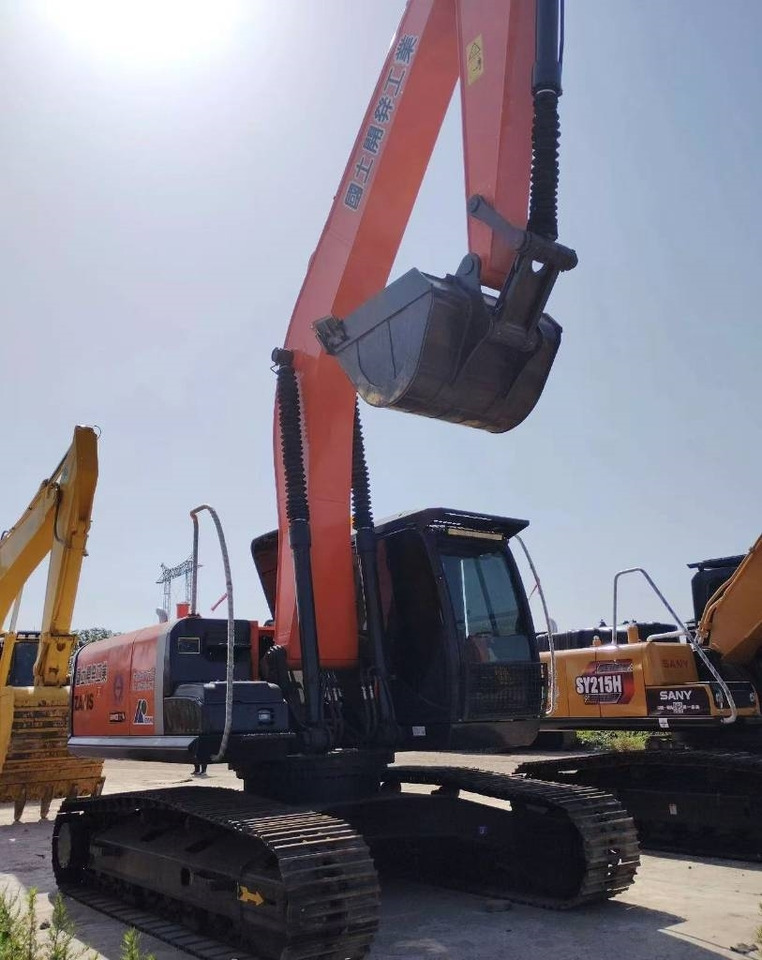 Hitachi ZX 240 - Paletli ekskavatör: fotoğraf 3 Hitachi ZX 240 - Paletli ekskavatör: fotoğraf 3