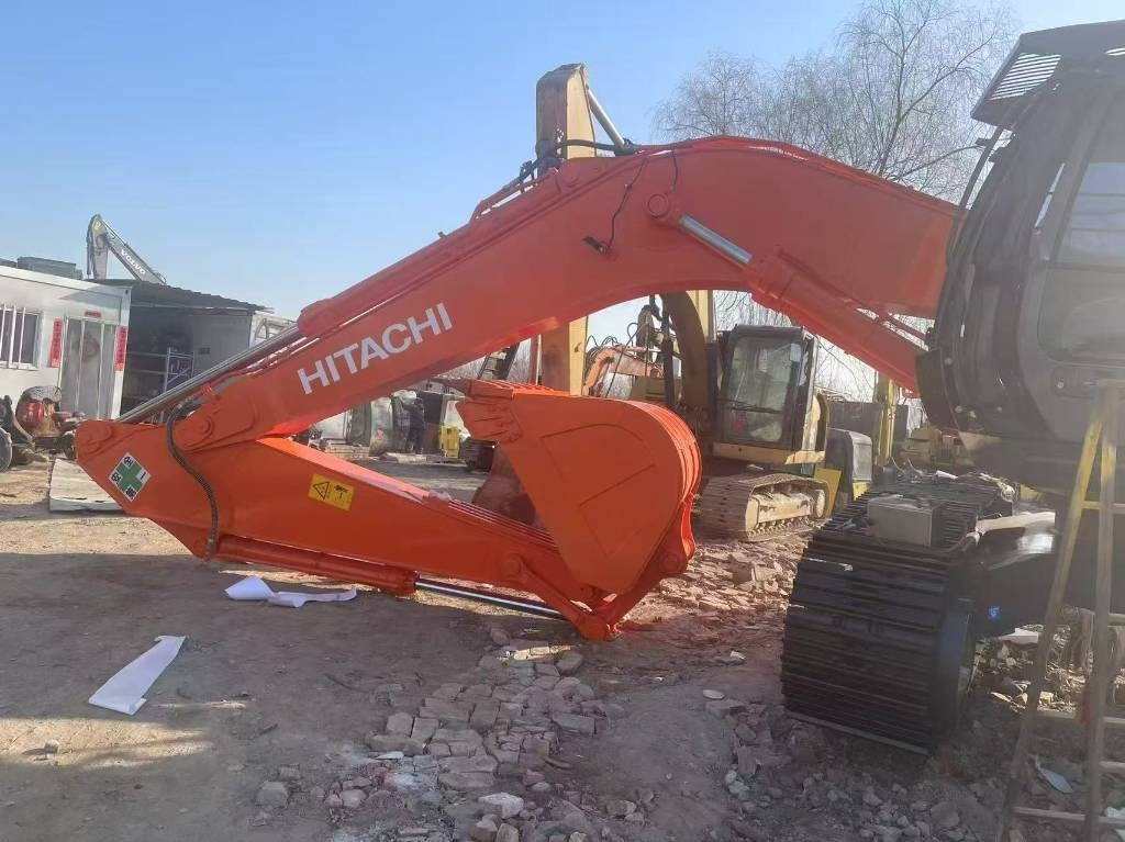 Hitachi ZX 350 - Paletli ekskavatör: fotoğraf 2 Hitachi ZX 350 - Paletli ekskavatör: fotoğraf 2