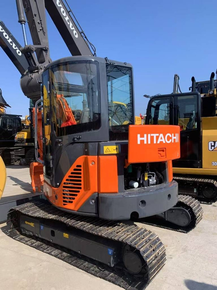 Hitachi ZX 55 - Mini ekskavatör: fotoğraf 1 Hitachi ZX 55 - Mini ekskavatör: fotoğraf 1
