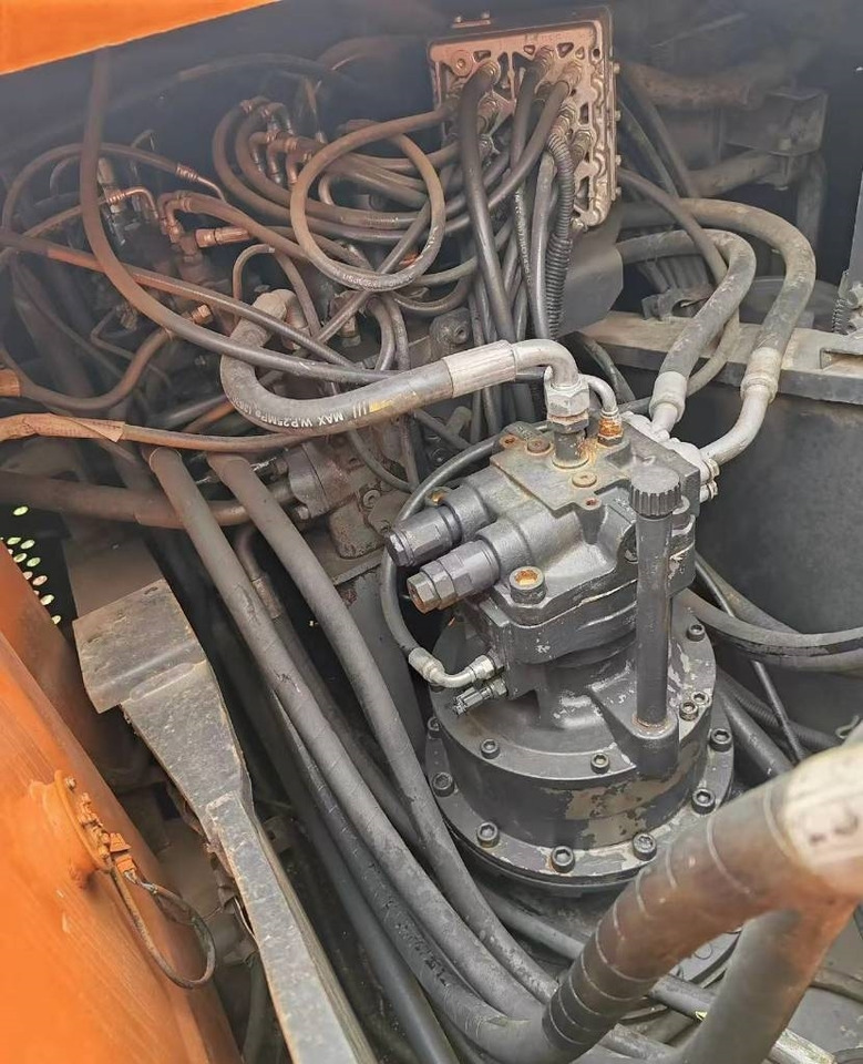 Hitachi Zaxis 200 LC - Paletli ekskavatör: fotoğraf 3 Hitachi Zaxis 200 LC - Paletli ekskavatör: fotoğraf 3