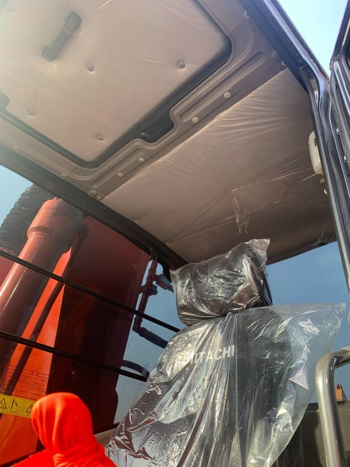 Hitachi Zaxis 200 LC - Paletli ekskavatör: fotoğraf 3 Hitachi Zaxis 200 LC - Paletli ekskavatör: fotoğraf 3