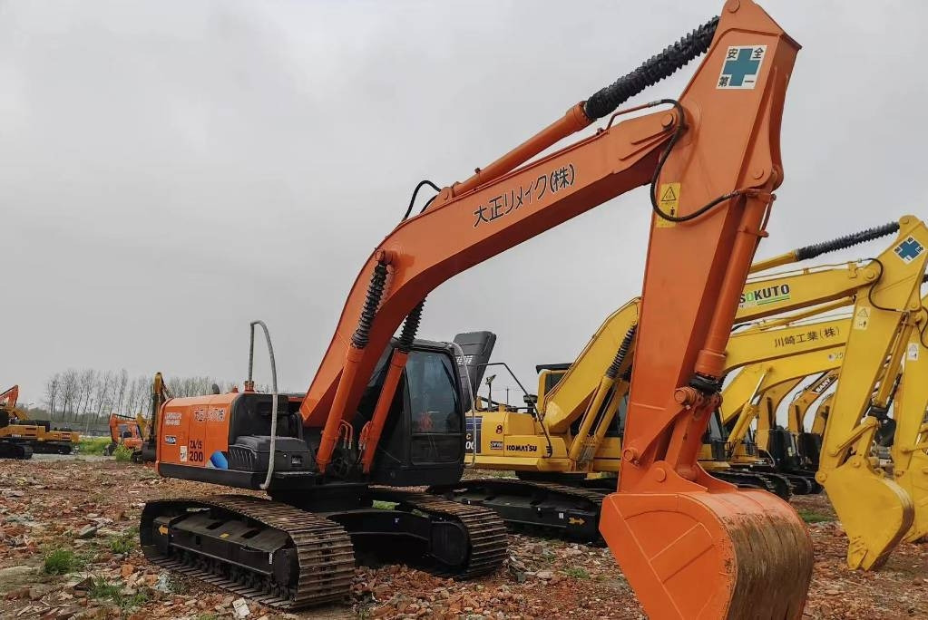Hitachi Zaxis 200 LC - Paletli ekskavatör: fotoğraf 1 Hitachi Zaxis 200 LC - Paletli ekskavatör: fotoğraf 1