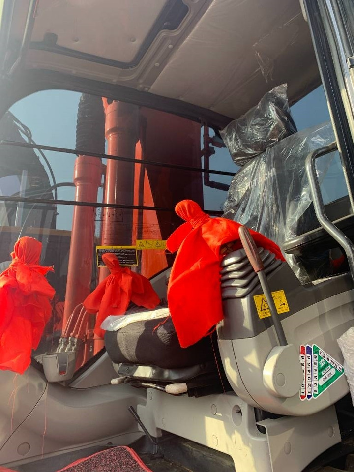 Hitachi Zaxis 200 LC - Paletli ekskavatör: fotoğraf 2 Hitachi Zaxis 200 LC - Paletli ekskavatör: fotoğraf 2