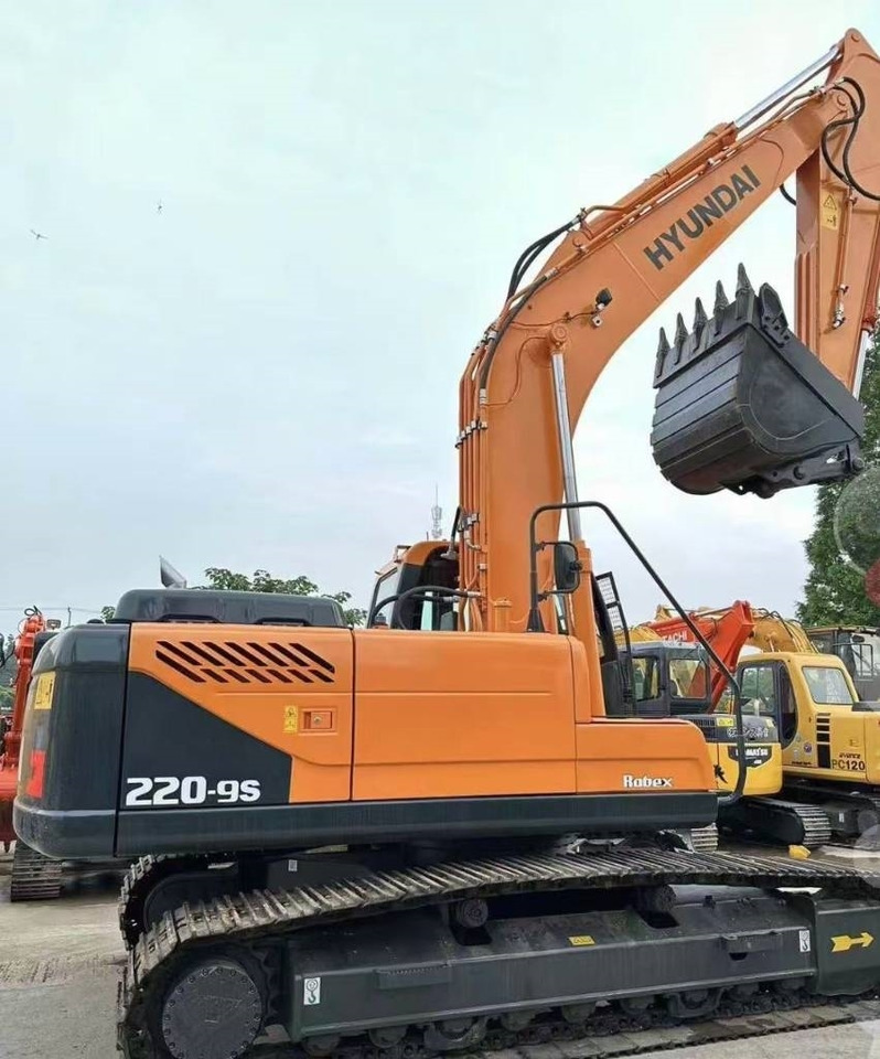 Hyundai 220-9S - Paletli ekskavatör: fotoğraf 3 Hyundai 220-9S - Paletli ekskavatör: fotoğraf 3