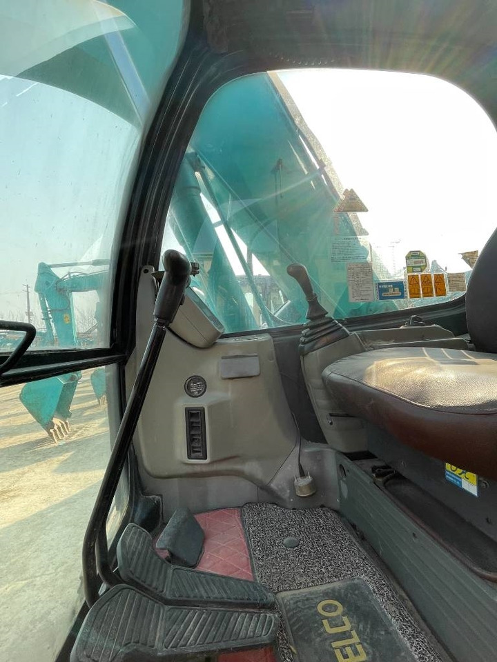 Kobelco 135 SRLC - Paletli ekskavatör: fotoğraf 2 Kobelco 135 SRLC - Paletli ekskavatör: fotoğraf 2