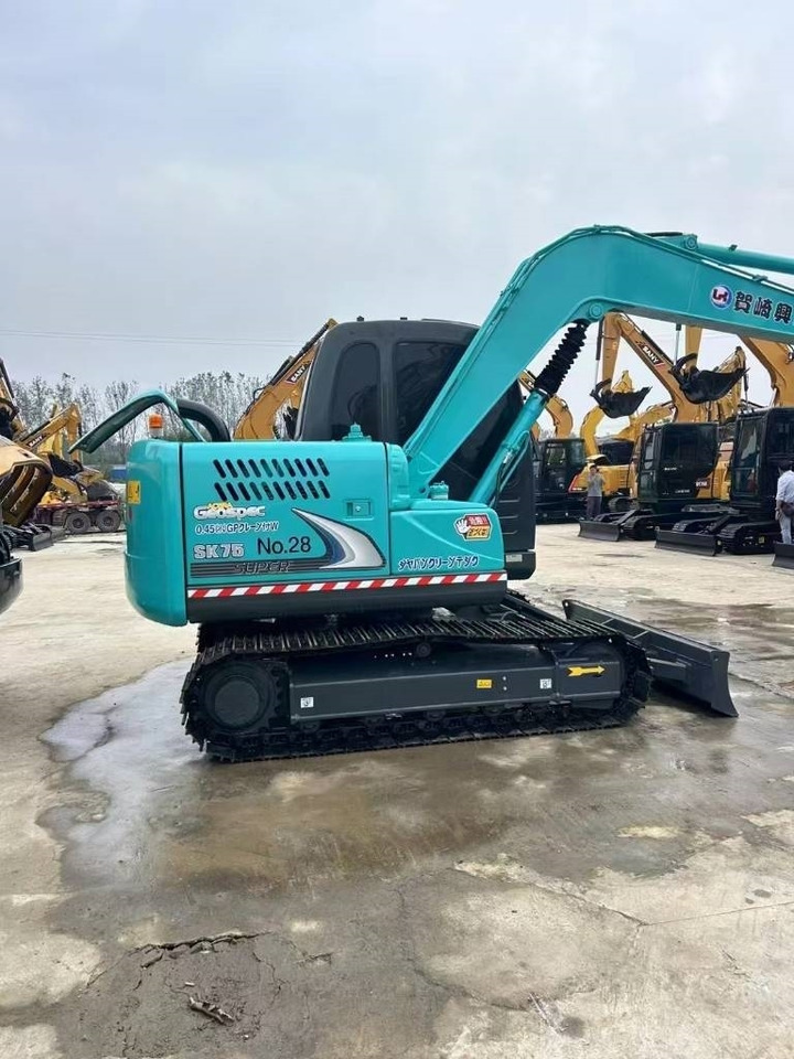 Kobelco SK 75  - Paletli ekskavatör: fotoğraf 4 Kobelco SK 75  - Paletli ekskavatör: fotoğraf 4