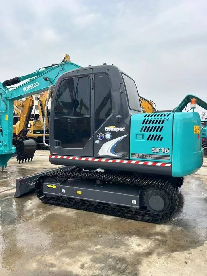 Kobelco SK 75  - Paletli ekskavatör: fotoğraf 1 Kobelco SK 75  - Paletli ekskavatör: fotoğraf 1