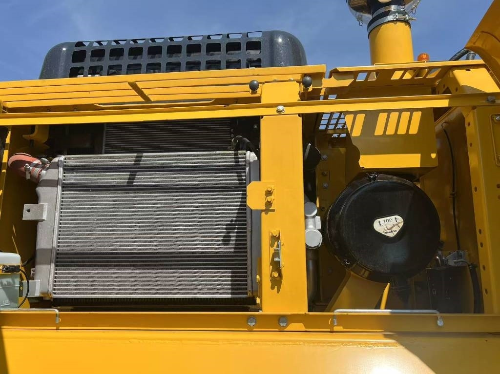 Komatsu PC 300 - Paletli ekskavatör: fotoğraf 2 Komatsu PC 300 - Paletli ekskavatör: fotoğraf 2