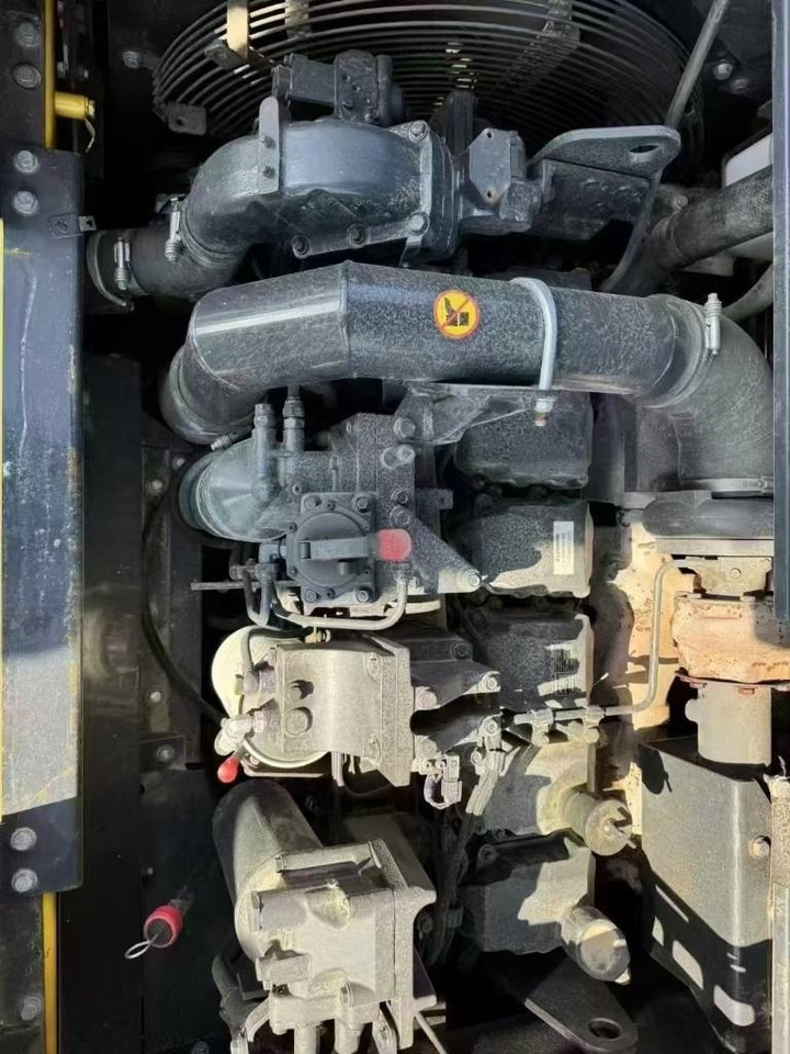 Komatsu PC 400-8 - Paletli ekskavatör: fotoğraf 2 Komatsu PC 400-8 - Paletli ekskavatör: fotoğraf 2