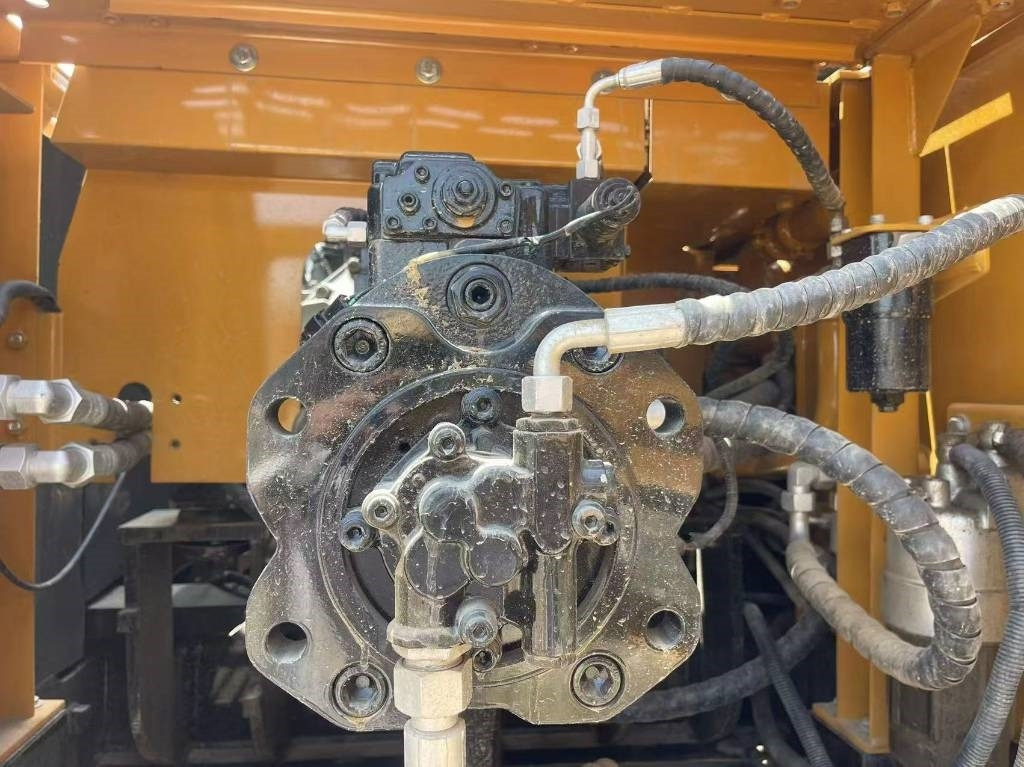 Sany SY 305 C - Paletli ekskavatör: fotoğraf 5 Sany SY 305 C - Paletli ekskavatör: fotoğraf 5