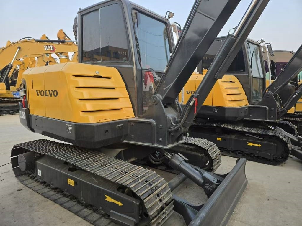 Volvo EC 60 - Paletli ekskavatör: fotoğraf 2 Volvo EC 60 - Paletli ekskavatör: fotoğraf 2