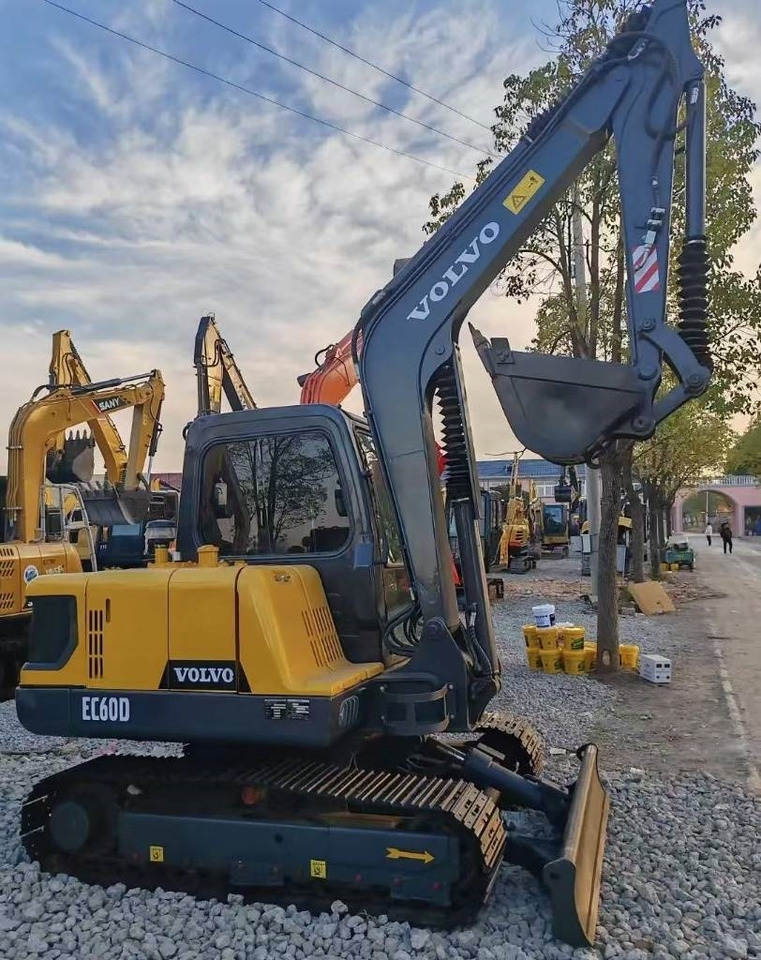 Volvo EC 60 D - Paletli ekskavatör: fotoğraf 2 Volvo EC 60 D - Paletli ekskavatör: fotoğraf 2
