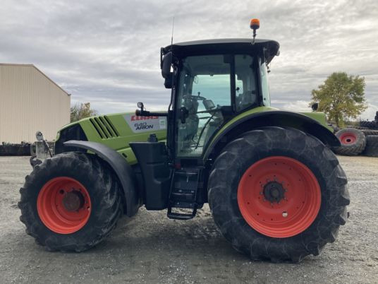 Claas ARION 640 CEBIS - Traktör: fotoğraf 5 Claas ARION 640 CEBIS - Traktör: fotoğraf 5