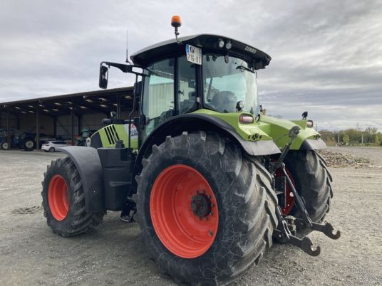 Claas ARION 640 CEBIS - Traktör: fotoğraf 4 Claas ARION 640 CEBIS - Traktör: fotoğraf 4