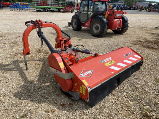 Kuhn TBE 222 - Banket biçme makinası: fotoğraf 1 Kuhn TBE 222 - Banket biçme makinası: fotoğraf 1