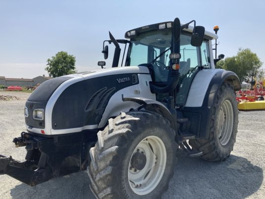 Valtra T 152 - Traktör: fotoğraf 1 Valtra T 152 - Traktör: fotoğraf 1