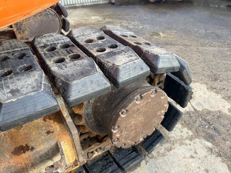 Paletli ekskavatör Hitachi ZX 135 US 5-B: fotoğraf 7