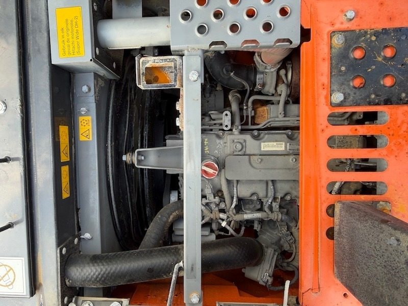 Paletli ekskavatör Hitachi ZX 135 US 5-B: fotoğraf 15