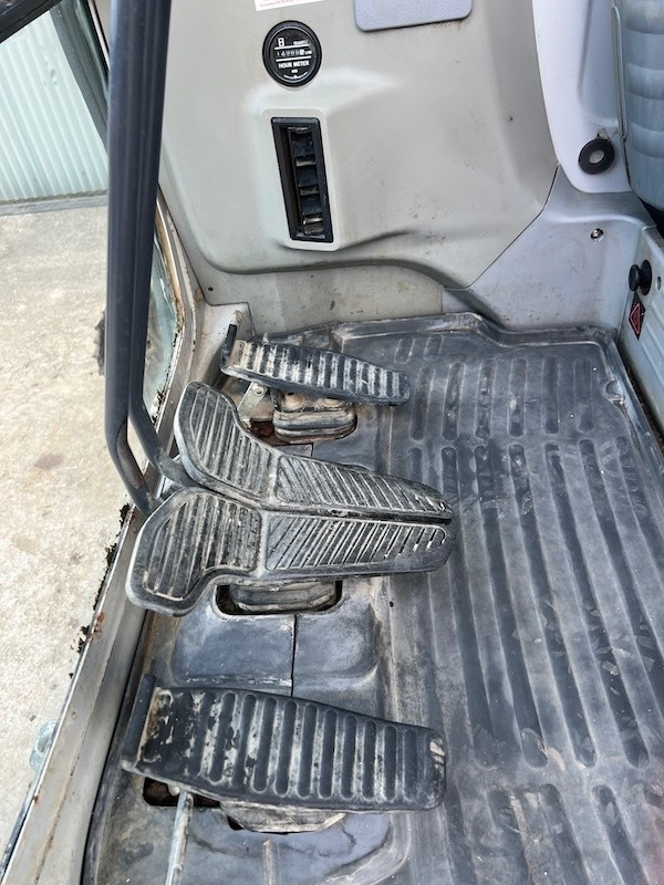 Paletli ekskavatör Kobelco SK 235 SR LC: fotoğraf 17 Paletli ekskavatör Kobelco SK 235 SR LC: fotoğraf 17