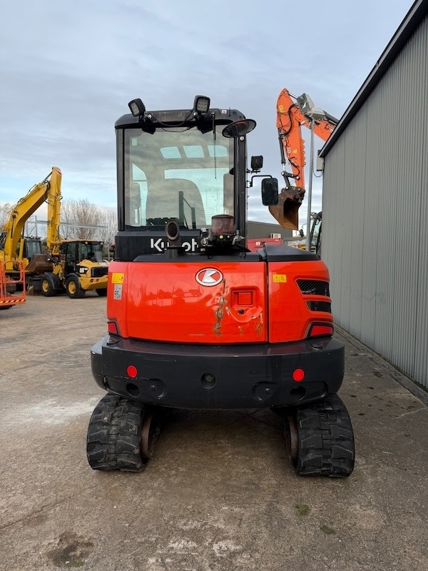 Kubota KX 042-4 - Mini ekskavatör: fotoğraf 3 Kubota KX 042-4 - Mini ekskavatör: fotoğraf 3