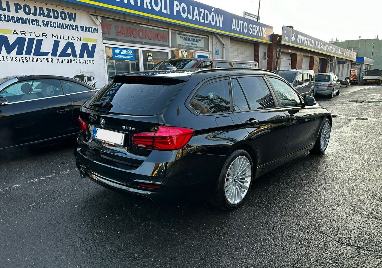 BMW SERIA 3 V (F30/F31/F34) BMW SERIA 3 318d 150KM Automat SportLine*AdaptiveLed*Navi*Półskóra*SerwisBMW* FV - Binek araba: fotoğraf 3 BMW SERIA 3 V (F30/F31/F34) BMW SERIA 3 318d 150KM Automat SportLine*AdaptiveLed*Navi*Półskóra*SerwisBMW* FV - Binek araba: fotoğraf 3