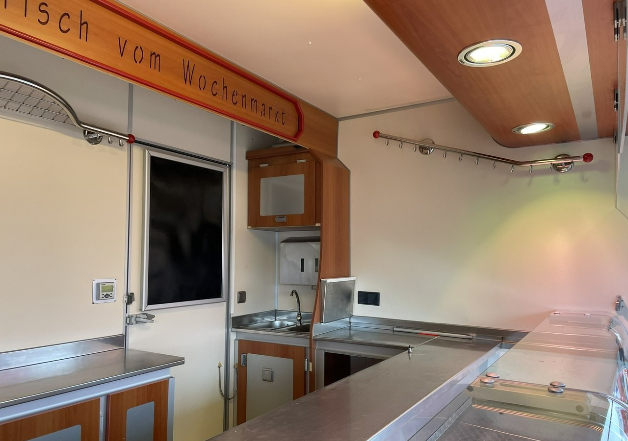 Renault Master Autosklep wędl Gastronomiczny Food Truck Foodtruck Sklep Klima Borc - Diğer araçlar: fotoğraf 3 Renault Master Autosklep wędl Gastronomiczny Food Truck Foodtruck Sklep Klima Borc - Diğer araçlar: fotoğraf 3