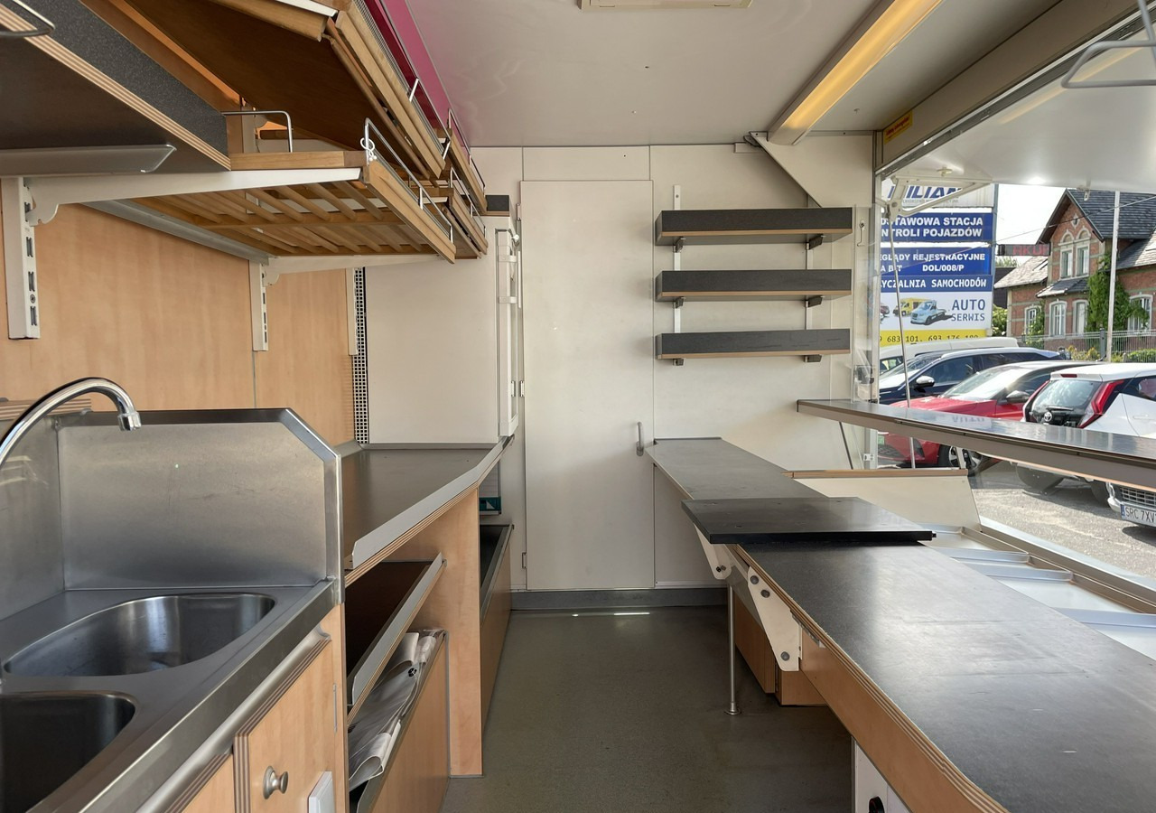Fiat Ducato Ducato Autosklep Gastronomiczny Food Truck Foodtruck sklep Borco 200 - Gida kamyon: fotoğraf 4 Fiat Ducato Ducato Autosklep Gastronomiczny Food Truck Foodtruck sklep Borco 200 - Gida kamyon: fotoğraf 4