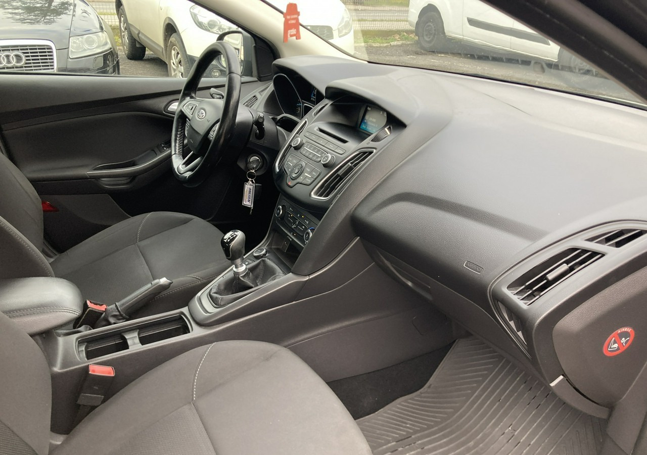 Ford Focus III Focus 1.0 EcoBoost Klima Salon PL 2015 - Hatchback: fotoğraf 4 Ford Focus III Focus 1.0 EcoBoost Klima Salon PL 2015 - Hatchback: fotoğraf 4