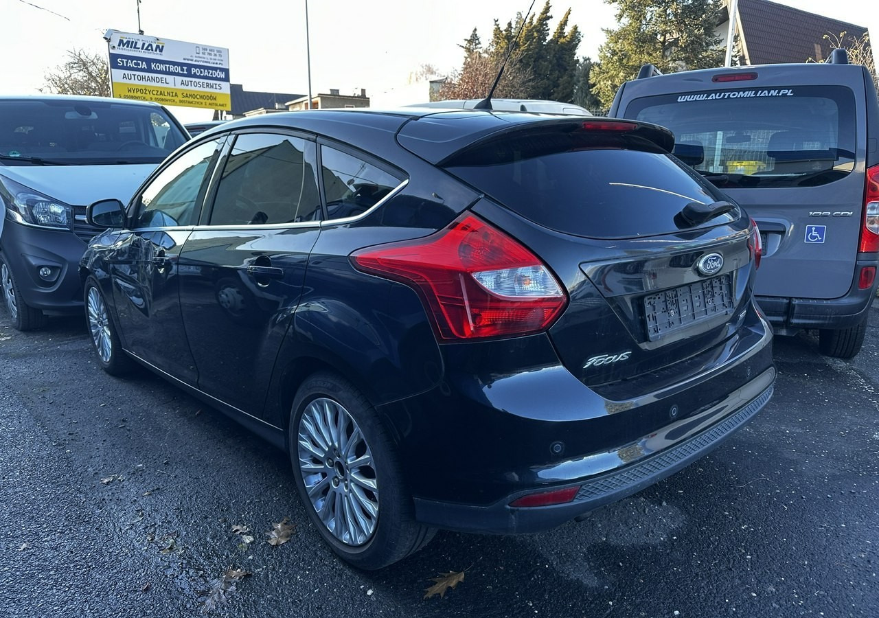 Hatchback Ford Focus III Ford Focus Bogate wyposażenie 2012: fotoğraf 6