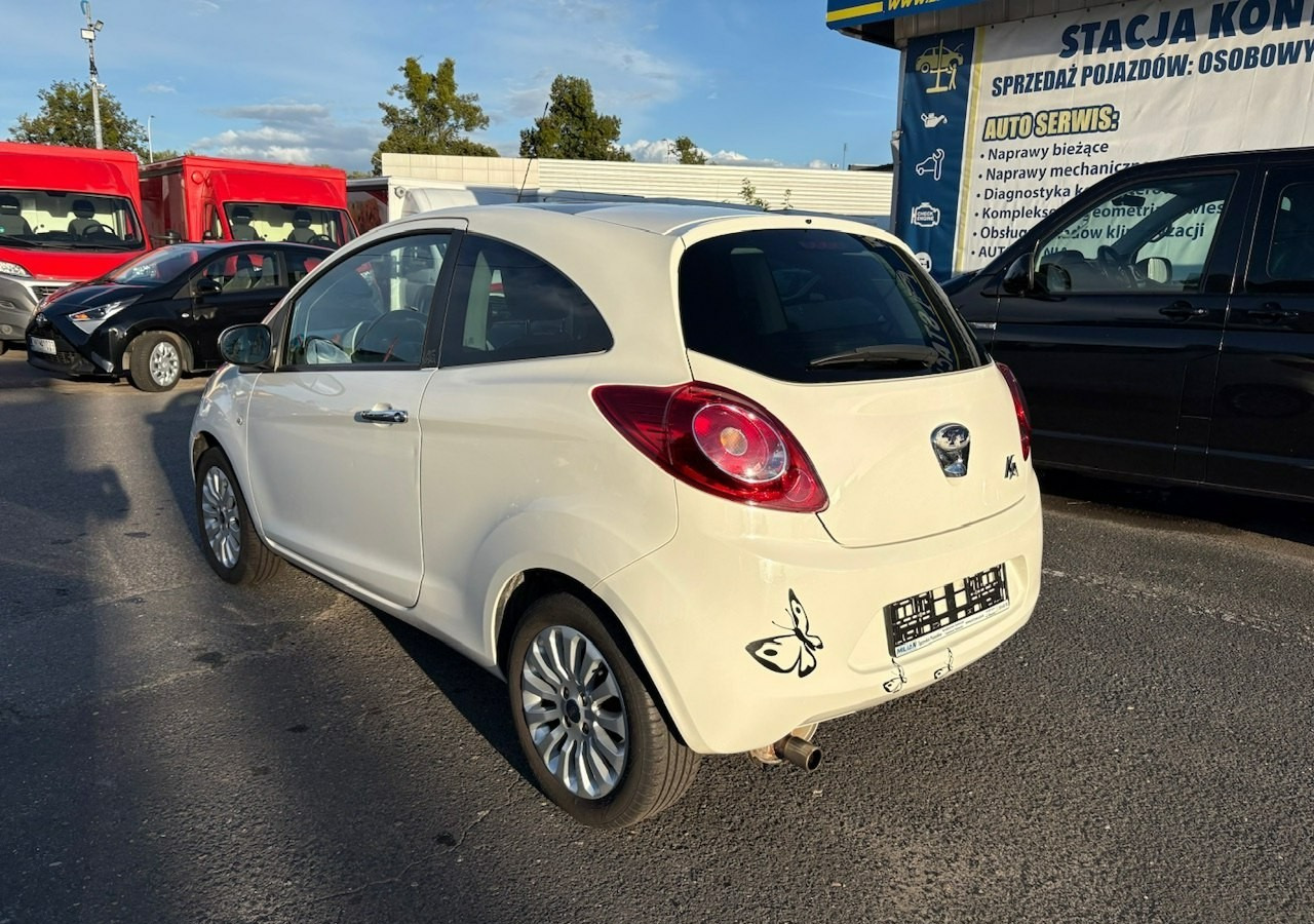 Ford KA II Ford KA 1.2 Champions Edition Klima Panorama 2012 - Hatchback: fotoğraf 3 Ford KA II Ford KA 1.2 Champions Edition Klima Panorama 2012 - Hatchback: fotoğraf 3