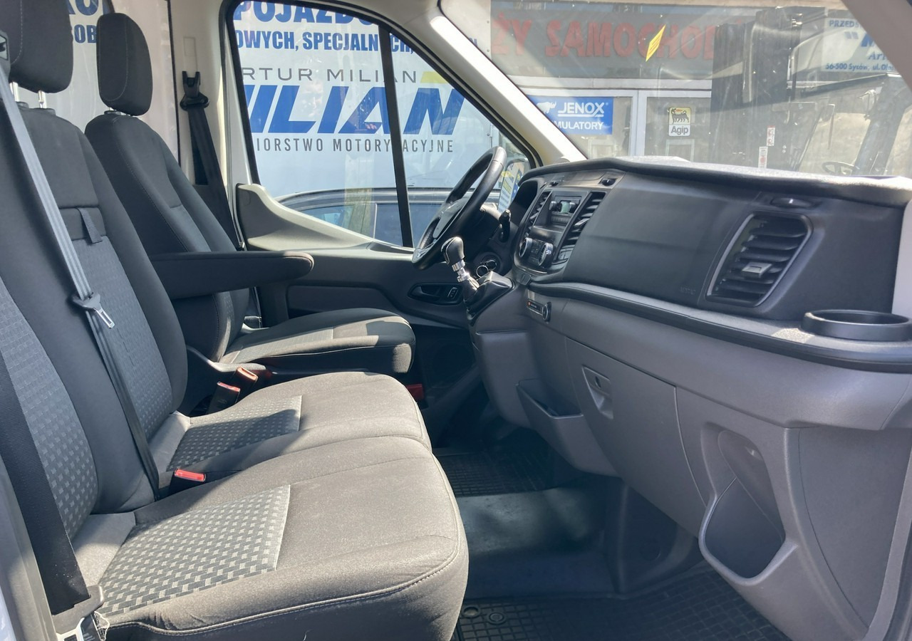 Ford Transit VIII Ford Transit dla niepełnosprawnych Rampa Inwalida PFRON 2020 - Binek araba: fotoğraf 5 Ford Transit VIII Ford Transit dla niepełnosprawnych Rampa Inwalida PFRON 2020 - Binek araba: fotoğraf 5