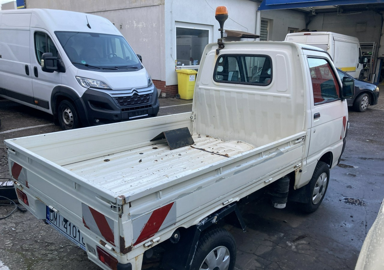 Inna Inny PFAU Piaggio Porter 4X4 Skrzynia odśnieżarka Pług 5655km 2012 - Açık kasa kamyonet: fotoğraf 4 Inna Inny PFAU Piaggio Porter 4X4 Skrzynia odśnieżarka Pług 5655km 2012 - Açık kasa kamyonet: fotoğraf 4
