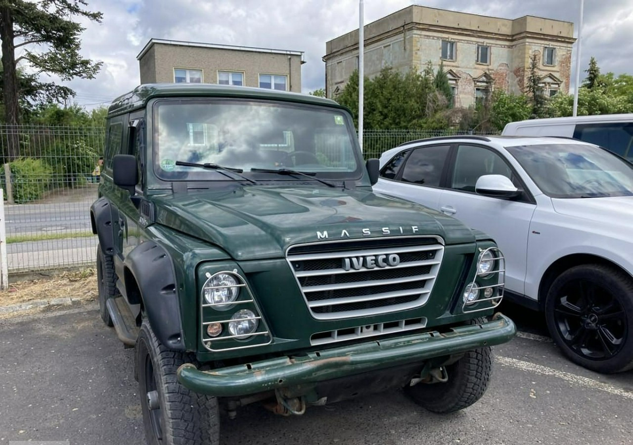 Iveco Massif Iveco 3.0 HPI 4X4 Klima Massif Santana Ciężarowy 2009 - Panelvan: fotoğraf 1 Iveco Massif Iveco 3.0 HPI 4X4 Klima Massif Santana Ciężarowy 2009 - Panelvan: fotoğraf 1