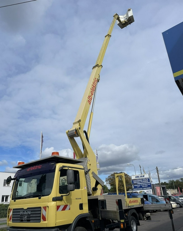 MAN Inny MAN Man TGL 8.180 Podnośnik koszowy 27m RUTHMANN T270 Zwyżka 2008 - Araç üzerine platform: fotoğraf 3 MAN Inny MAN Man TGL 8.180 Podnośnik koszowy 27m RUTHMANN T270 Zwyżka 2008 - Araç üzerine platform: fotoğraf 3